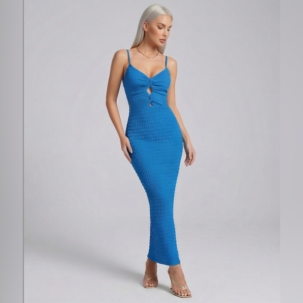 Boho Rippled Texture Cut-Out Maxi Dress Blue